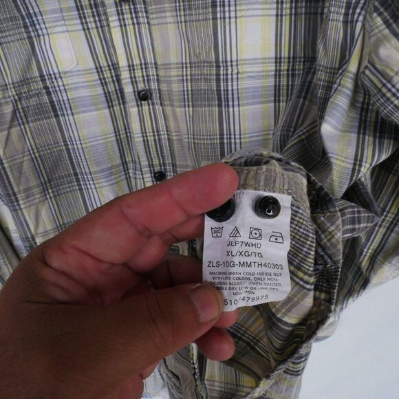 Wrangler Jeans Co. Men’s Size XL Shirt Plaid Gray White Yellow Button Vintage - Picture 4 of 10